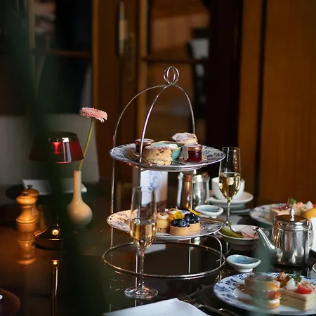 Hotel Bellevue Palace 5*