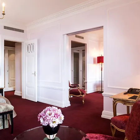 Готель Bellevue Palace Берн