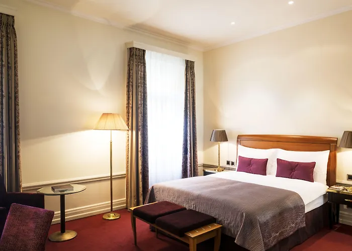 Bellevue Palace Готель